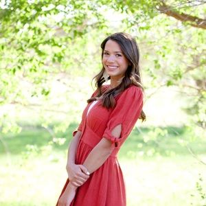 Meet your Posher, Abby claire